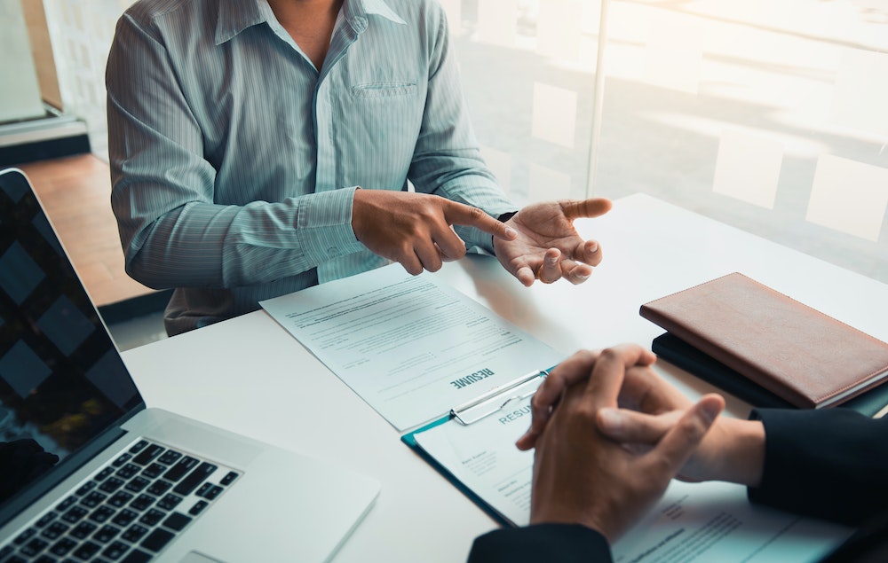 CV: Les clés pour réussir son Curriculum Vitae et décrocher l'emploi de ses rêves